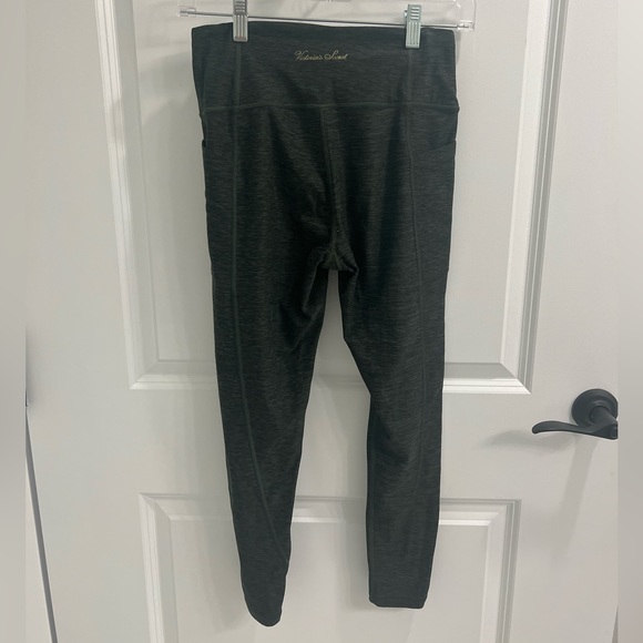 Victoria's Secret Yoga Leggings - Picture 2 of 3